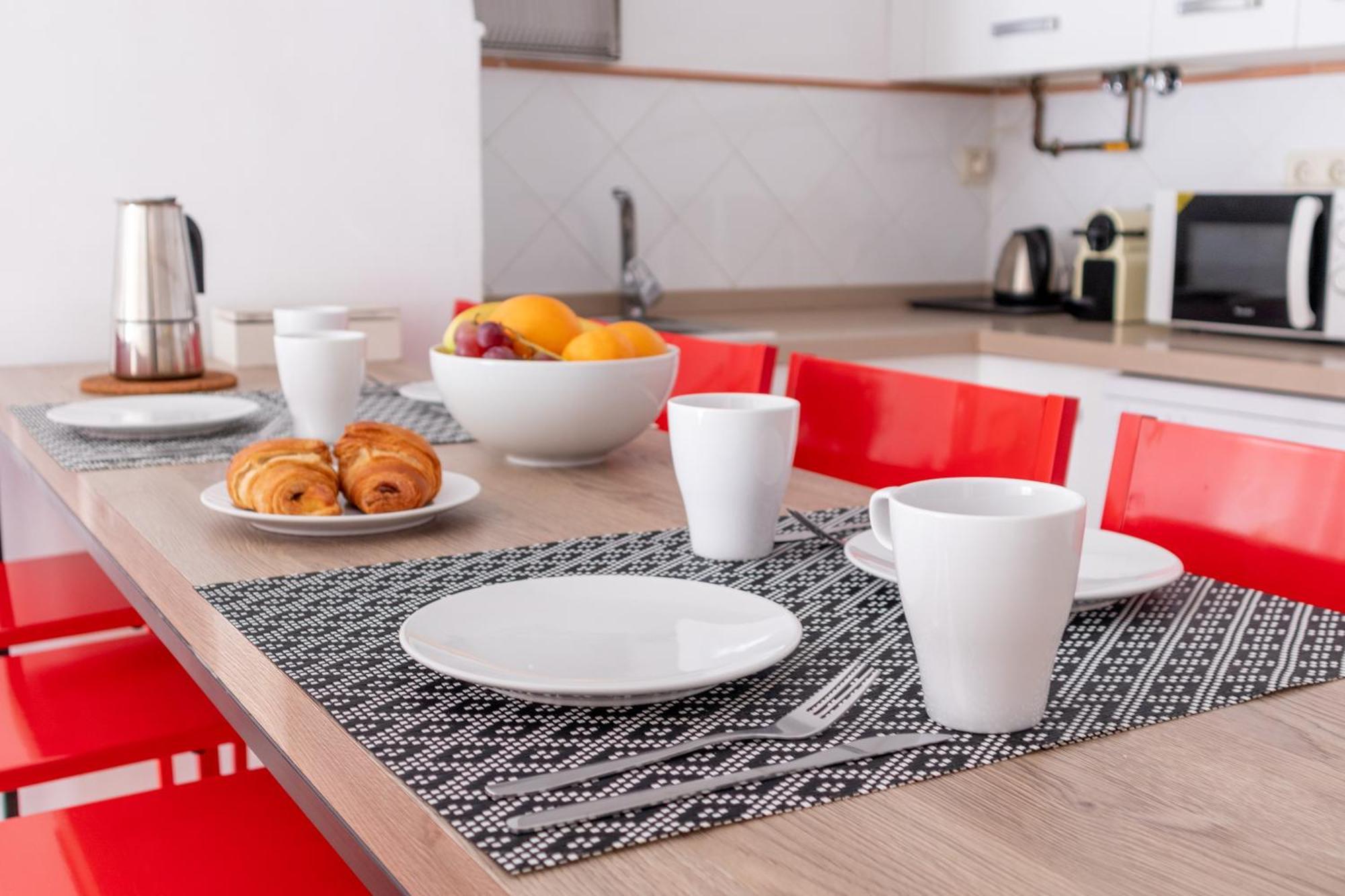 Urban Colours Sauceda VII Apartment Seville Luaran gambar